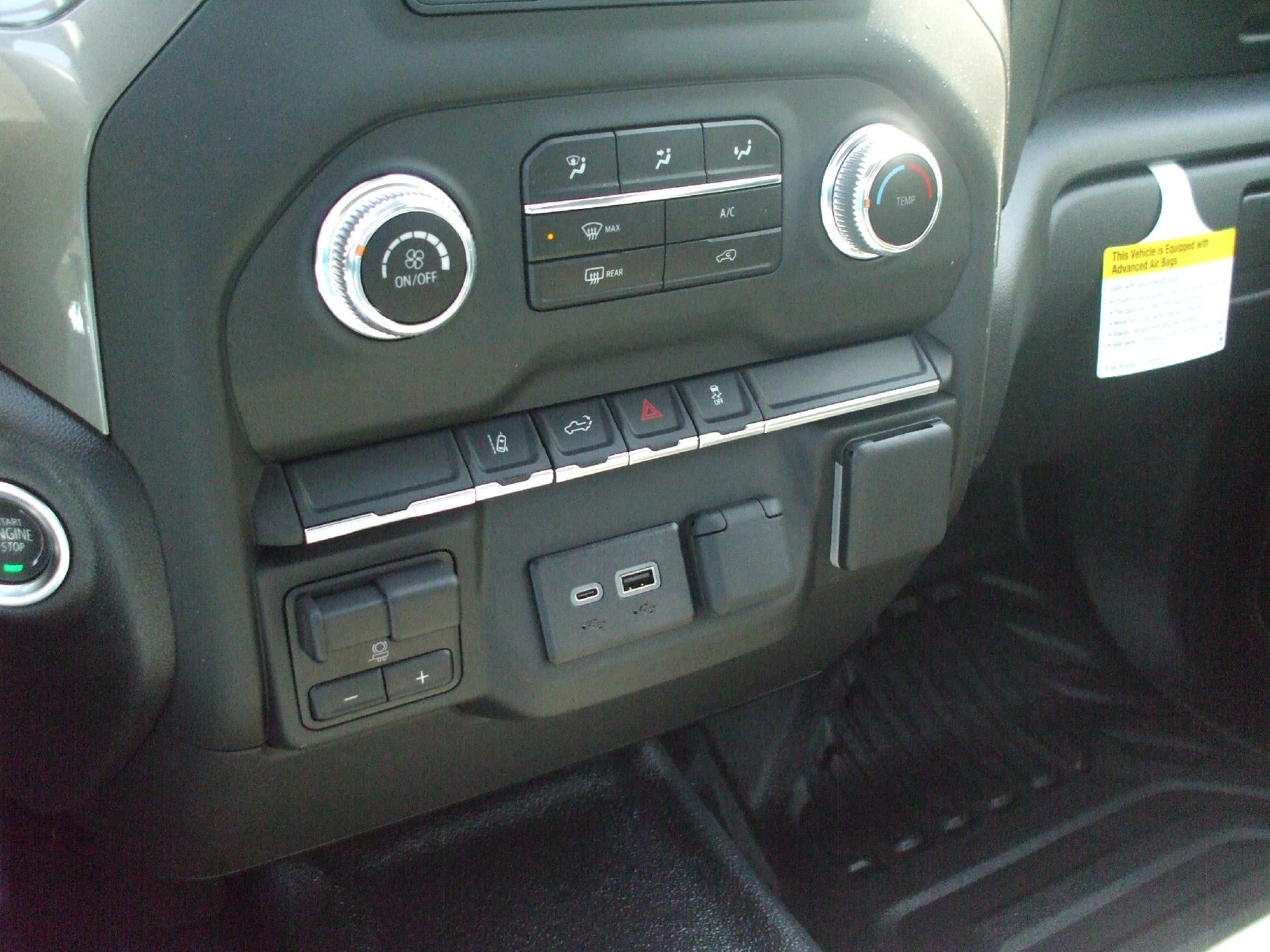 2025 GMC Sierra 3500 HD Pro