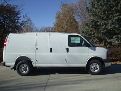 2025 GMC Savana Cargo 3500 Work Van