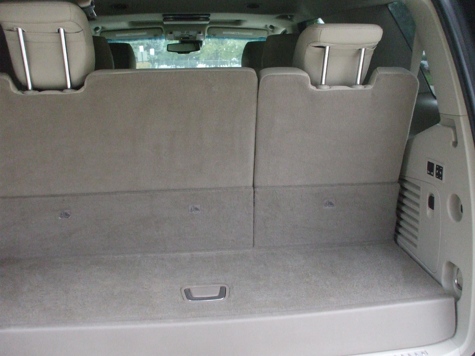 2016 Cadillac Escalade Luxury Collection