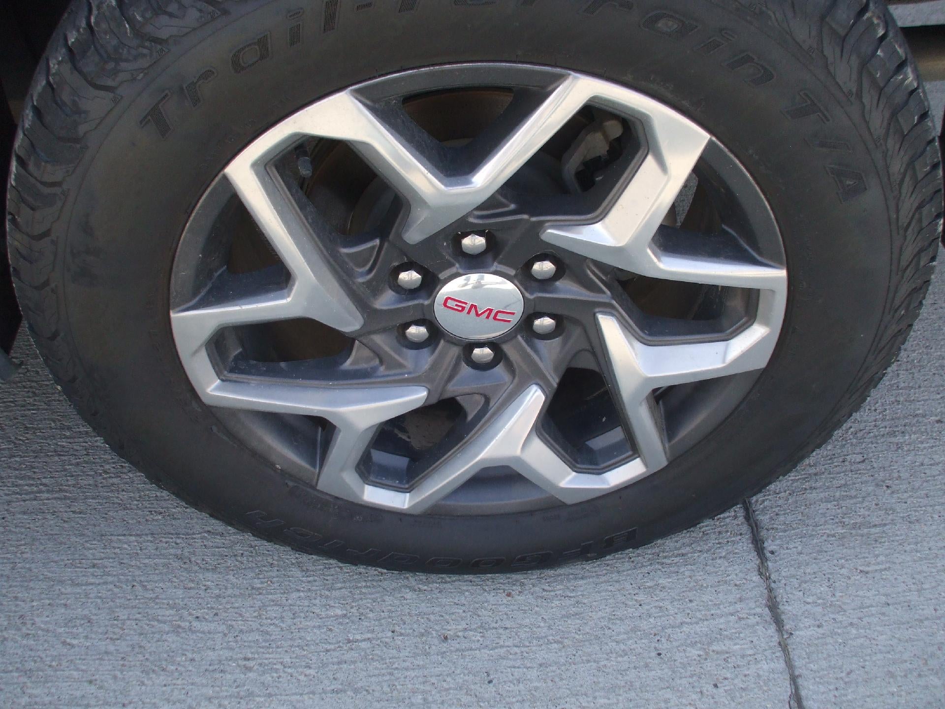 2023 GMC Sierra 1500 SLT